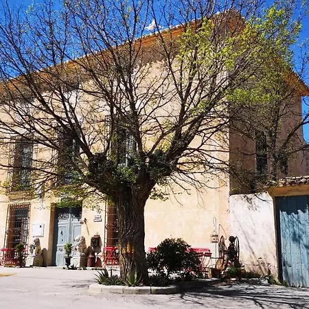 Mansion Taratata La Caballusa 2*
